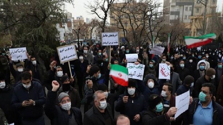 تجمع مردم تبریز در مقابل کنسولگری ترکیه