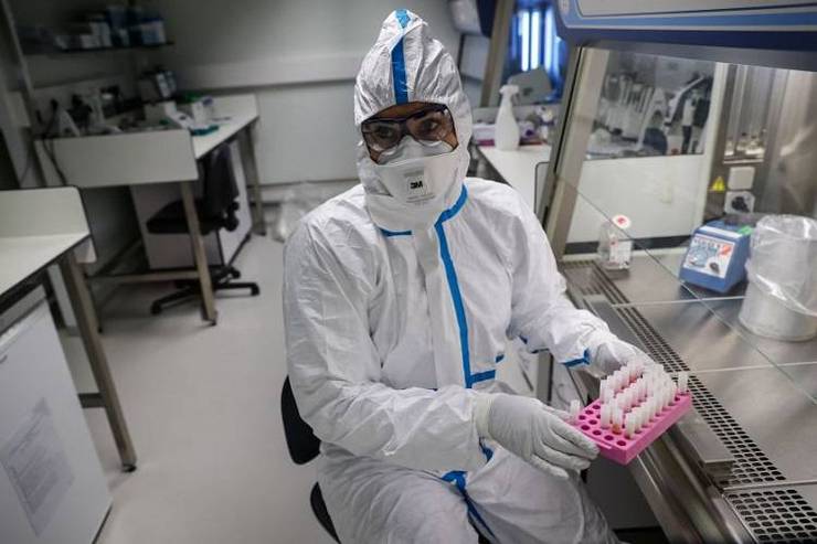 واکسن کرونای ایرانی تابستان ۱۴۰۰ وارد بازار می‌شود