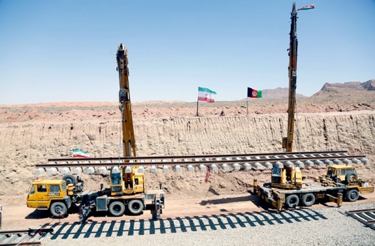 وزیر راه: راه‌آهن ایران-افغانستان تا پایان آذرماه افتتاح می‌شود