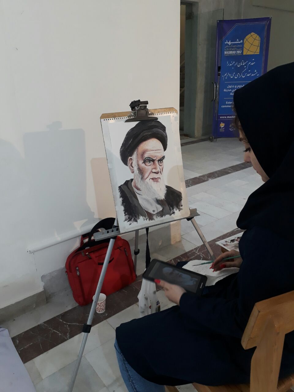 بانوی نقاش مشهدی: برخی هنرمندان از شرایط کرونا سوءاستفاده می‌کنند