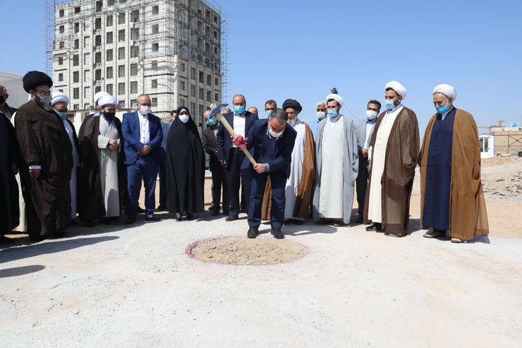 ساخت مسجد «هفت درب» در مشهد آغاز شد