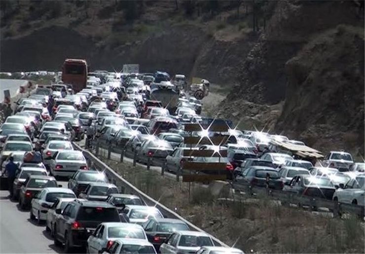 افزایش ۵۵ درصدی تردد خودرو‌ها در ورودی‌های مشهد