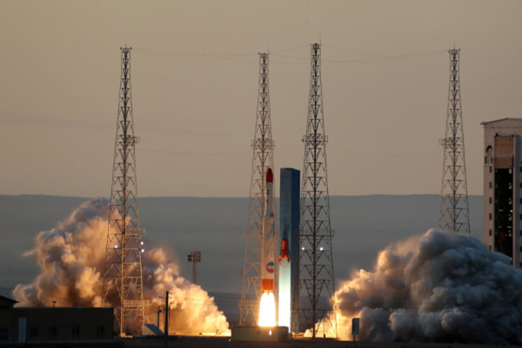 فرانسه پرتاب ماهواره‌ بر سیمرغ را محکوم کرد!