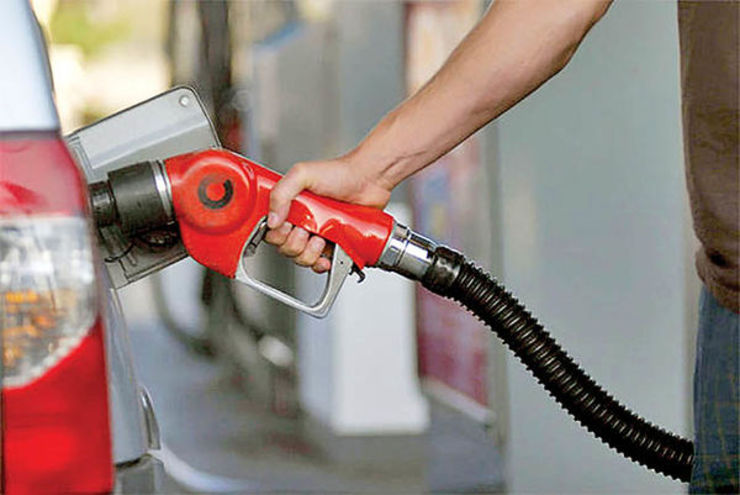 نایب رئیس کمیسیون انرژی: قیمت بنزین در لایحه بودجه ۱۴۰۱ تغییری نمی‌کند