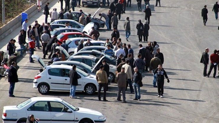 تازه‌ترین قیمت خودرو در بازار امروز (۴ دی‌ماه ۱۴۰۰) | ساینا ۱۹۱ میلیون تومان شد