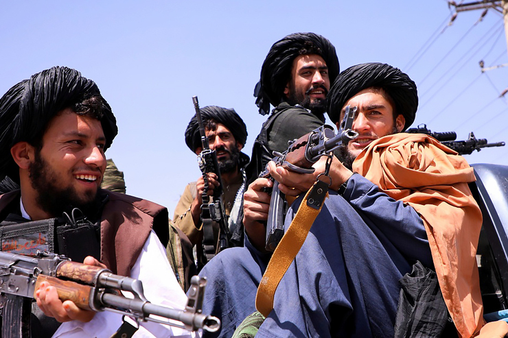 طالبان: پخش موسیقی و سوار کردن زنان بی‌حجاب، ممنوع!