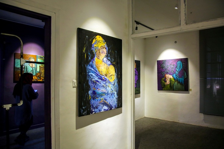 نگاهی به نمایشگاه «شبیه من» در نگارخانه بن‌بست مشهد
