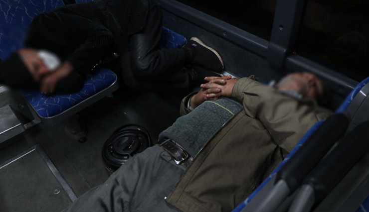 واکنش شهردار تهران به پدیده «اتوبوس خوابی»