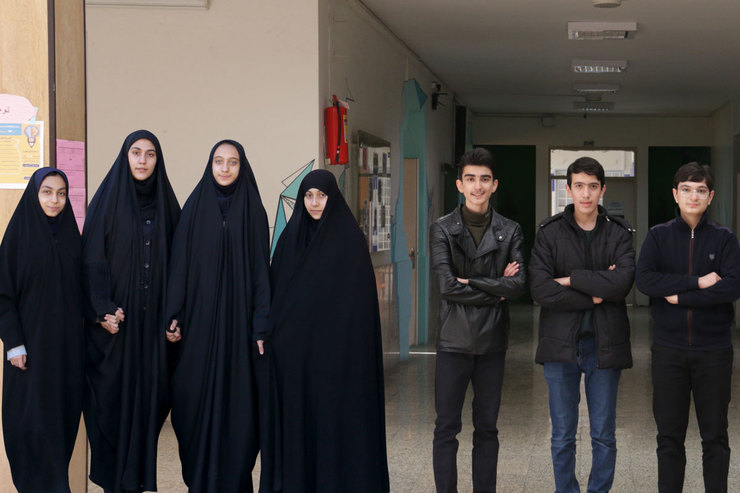 نظر تعدادی از نوجوانان مشهدی درباره انقلاب اسلامی ایران