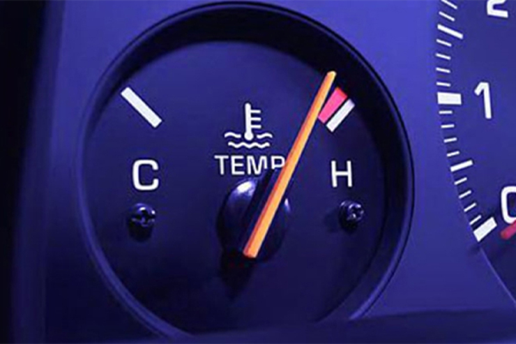 علت بالارفتن آمپر درجه حرارت آب خودرو چیست؟