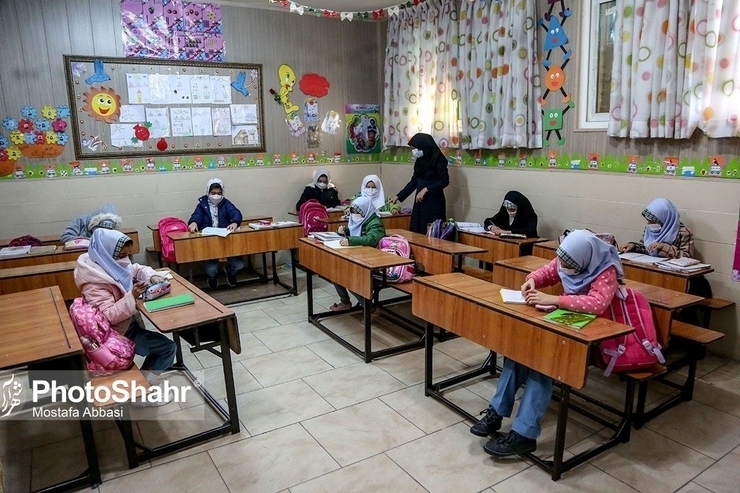 وزیر آموزش و پرورش: ۵۰ هزار معلم استخدام می‌شوند (۲۱ بهمن‌ماه ۱۴۰۰)
