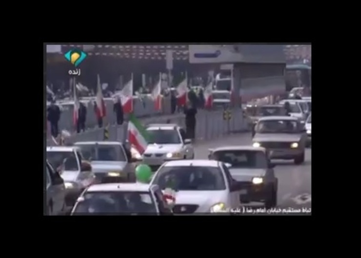حضور پورشور مشهدی‌ها در راهپیمایی خودرویی سالروز ۲۲بهمن + فیلم