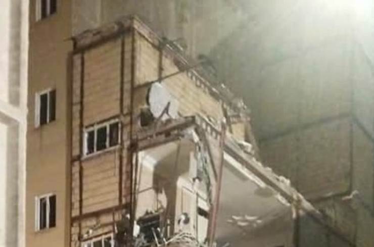 ریزش ساختمان ۵ طبقه در نسیم‌شهر تهران + فیلم