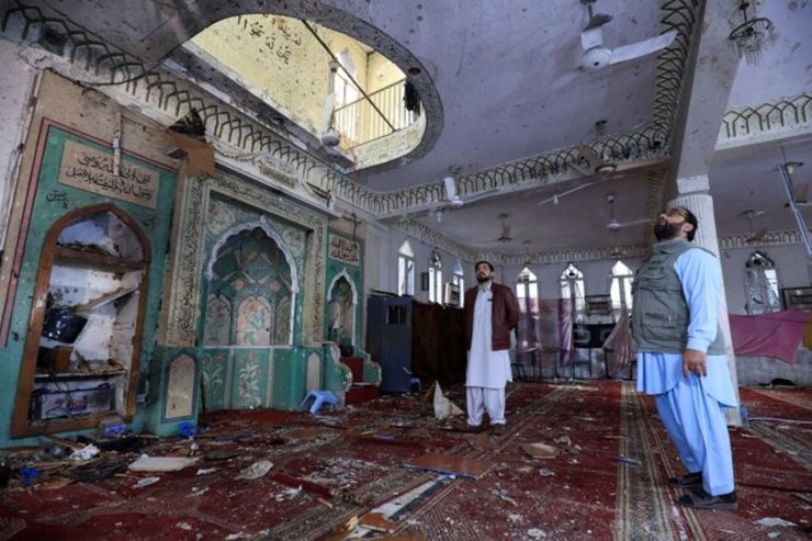 داعش مسئولیت انفجار در مسجد شیعیان پاکستان را پذیرفت