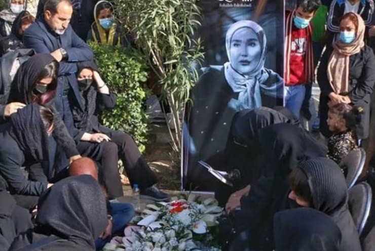 تصاویری از مراسم یادبود زهره فکور صبور با حضور چهره‌های سینما و تلویزیون