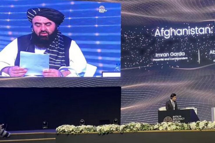 وزیر خارجه طالبان: نمی‌توانیم زمان تشکیل حکومت فراگیر را پیش‌بینی کنیم