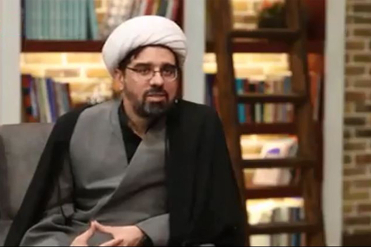 ویدئو | بخشی از گفت‌وگوی سروش صحت با حجت الاسلام علی شاملو، فعال فرهنگی در برنامه کتاب باز