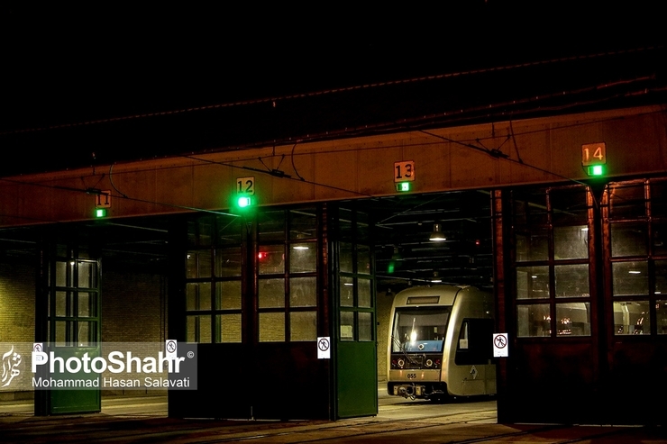 افزایش یک ساعته سرویس‌دهی خطوط قطار شهری مشهد در شب نیمه شعبان