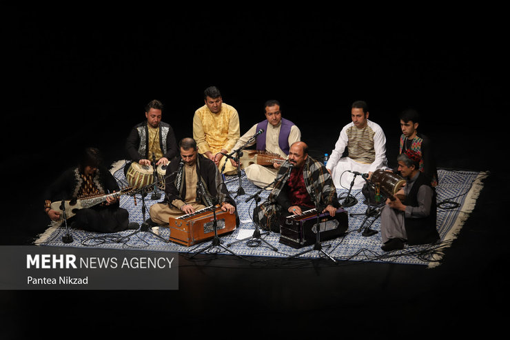 عکس‌هایی از کنسرت گروه موسیقی نجم الدین افغانستان
