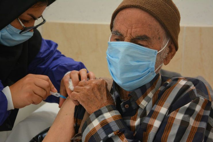 واکسیناسیون افراد بالای ۷۵ سال این هفته آغاز می‌شود