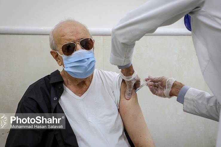 تزریق روزانه ۱۰۵ هزار واکسن کرونا در کشور | قرار گرفتن ۲ واکسن ایرانی در فاز نهایی مطالعه انسانی