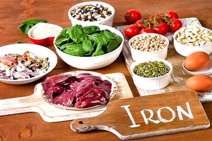 کدام مواد غذایی سرشار از آهن هستند؟