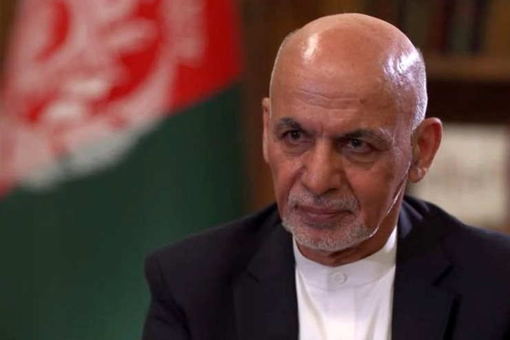اشرف غنی: نیروهای دولتی آماده دفاع دائمی‌اند/ صلح افغانستان در دست پاکستان است