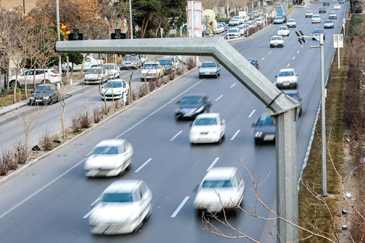 جریمه ۲۹۳ خودرو غیربومی در جاده‌های خراسان رضوی