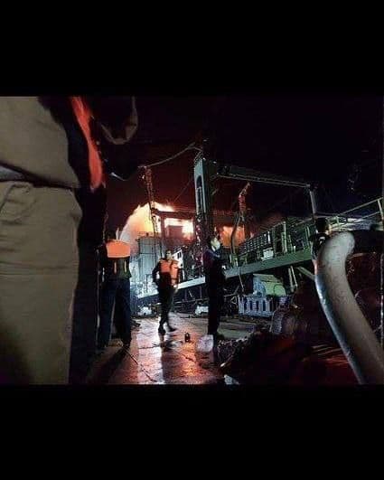 کشتی نظامی خارک غرق شد + تصاویر