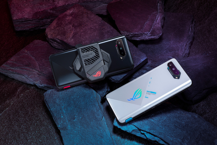 بررسی گوشی ۵ Asus Rog phone | تجربه باکیفیت بازی‌های موبایلی