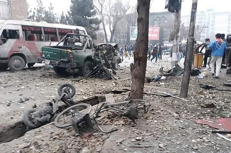 ۲ انفجار در غرب کابل |  وزارت کشور افغانستان: ۵ نفر جان باختند + عکس
