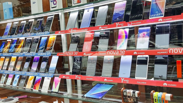 قیمت گوشی‌های ۱۰ تا ۱۵ میلیون تومانی در بازار امروز ۲۹ خرداد ۱۴۰۰+ جدول