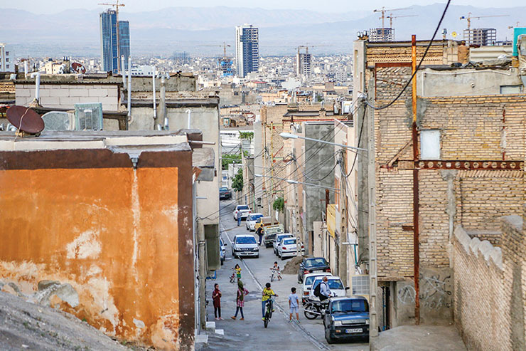 «صابر» شهرک قدیمی بالاشهر مشهد مشکلات فراوانی دارد | از تصرف اراضی تا انبارشدن برای ضایعات
