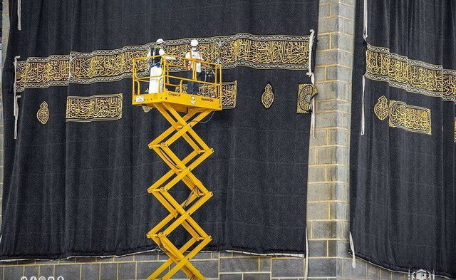 پرده کعبه خانه خدا