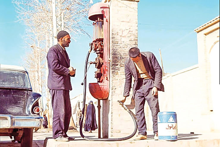 گذری بر تاریخ بنزین در ایران و ساخت نخستین پمپ بنزین‌ها