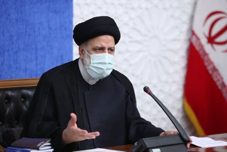 رئیسی در دیدار با ظریف: ایران برای برقراری ثبات افغانستان تلاش خواهد کرد
