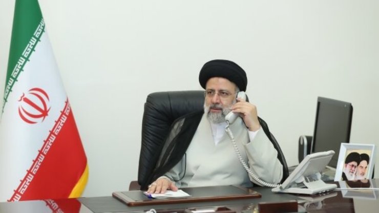 آیت‌الله رئیسی در تماس تلفنی نخست وزیر عراق: روابط ایران-عراق فراتر از همسایگی است