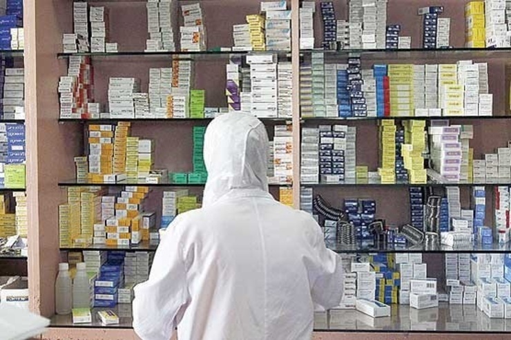 داروخانه‌های توزیع رمدسیویر و سرم در مشهد افزایش یافت + آدرس داروخانه ها
