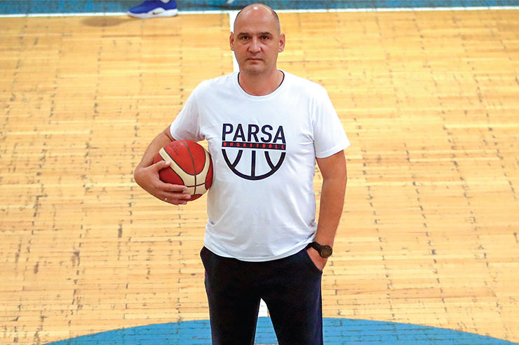 آویژه با مربی صرب در لیگ برتر بسکتبال| مأموریت سخت نبوژا