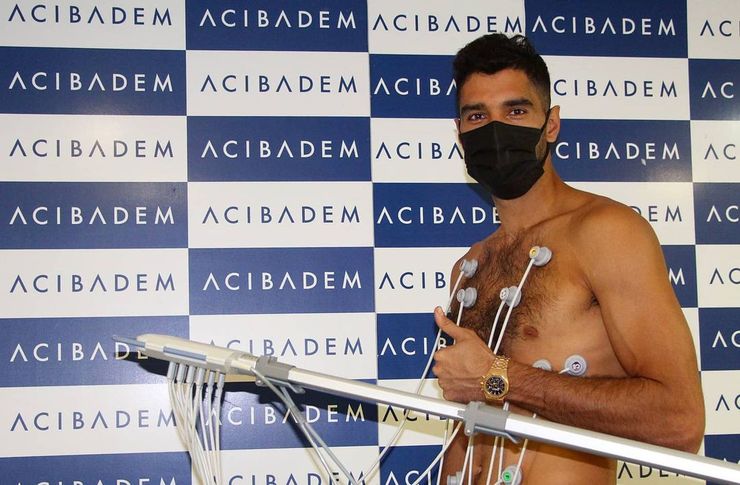 انجام تست پزشکی بازیکن تیم ملی والیبال در ترکیه