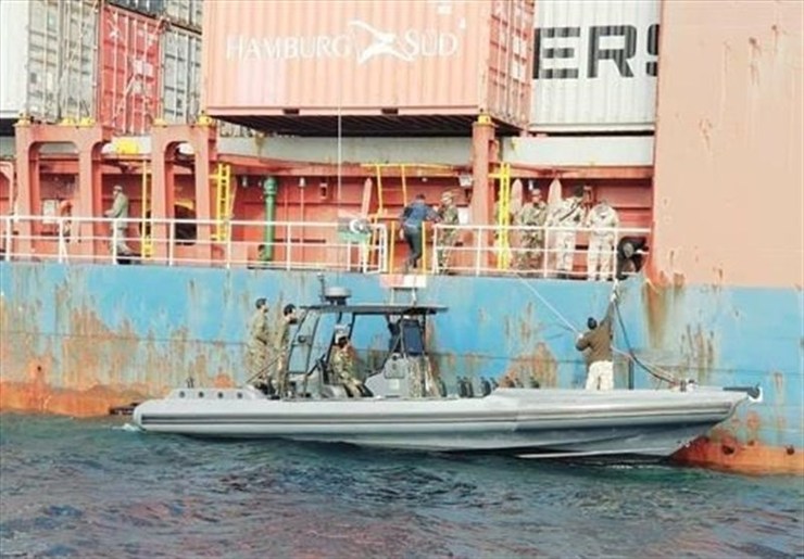 توقیف ۴ کشتی صیادی متخلف در خوزستان