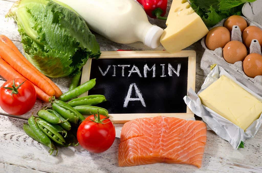 کدام مواد غذایی مانند هویج «ویتامین آ» دارند؟ | معرفی ۲۵ خوراکی سرشار از ویتامین A