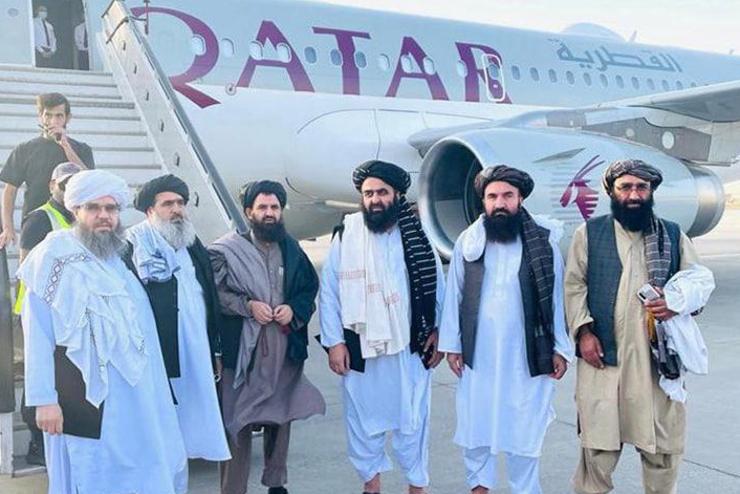 نمایندگان آمریکا با طالبان دیدار کردند | زلمی خلیلزاد غایب دیدار دوحه