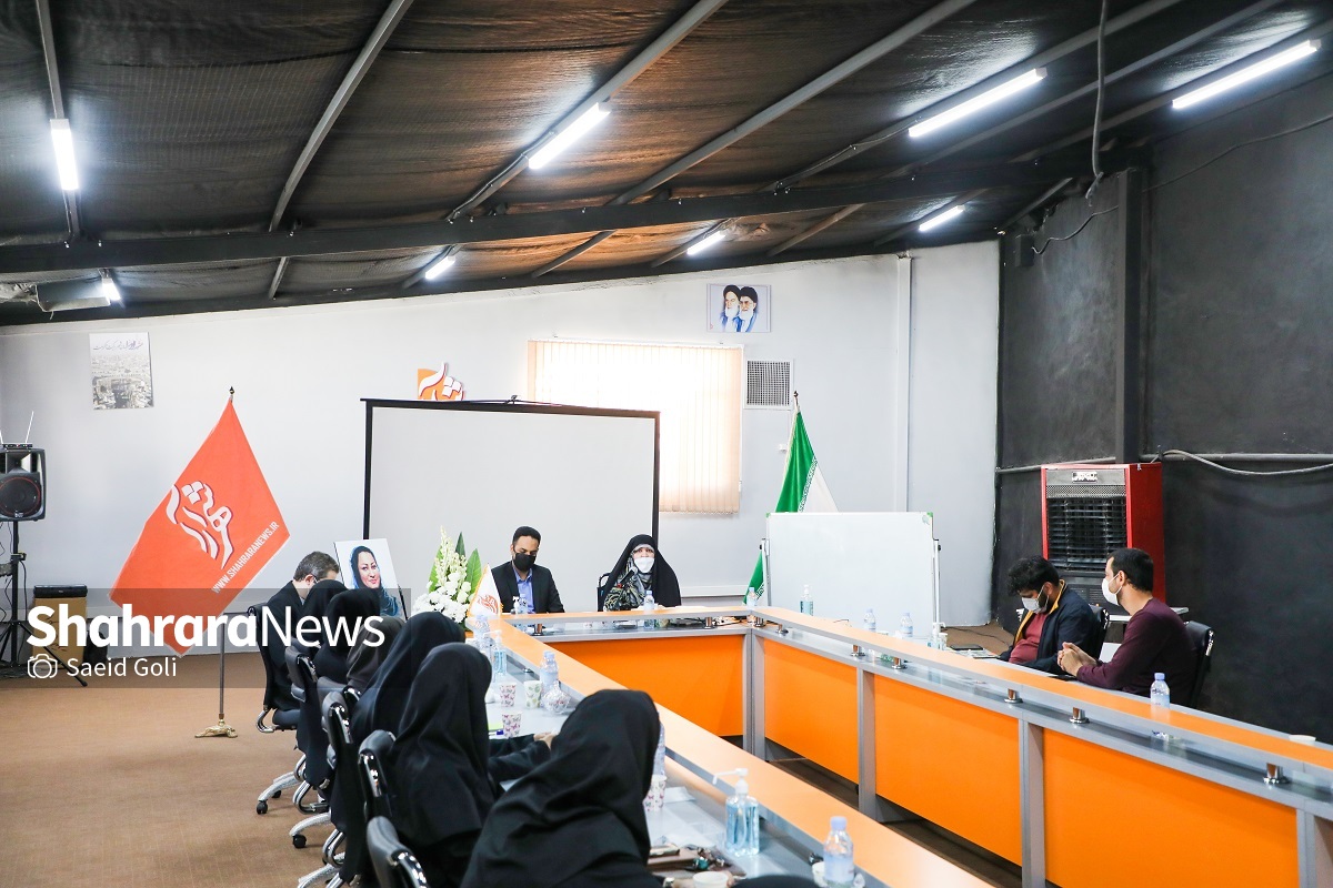 سالن آموزش المیرا منشادی