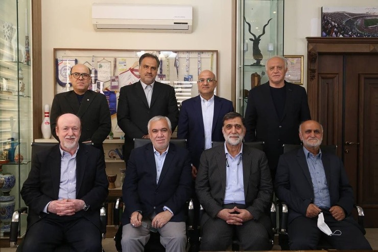 نشست آجورلو و مدیران سابق استقلال در دفتر فتح الله زاده+عکس