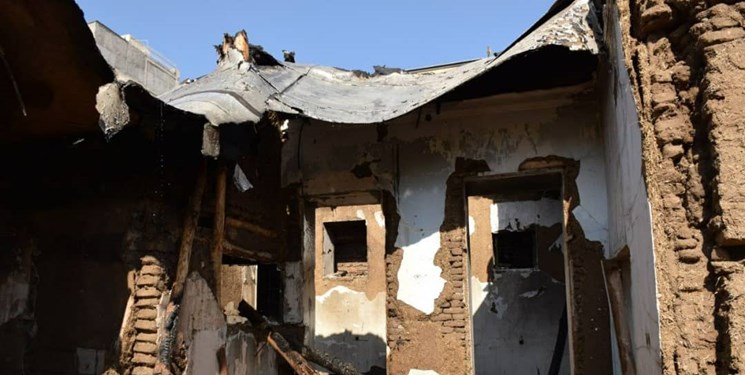 آتش‌سوزی خانه تاریخی مشکاتیان عمدی بود | سقف‌های چوبی کامل سوخت + عکس