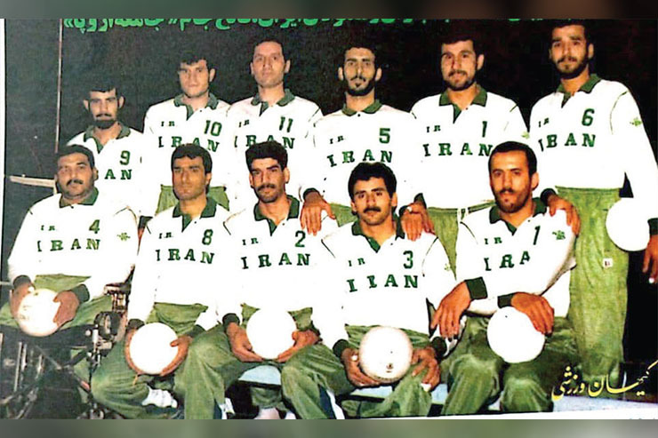 قاب خاطره | هادی رضایی و علی گلکار در تیم ملی والیبال‌نشسته