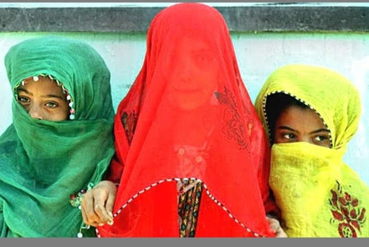 گزارش CNN درباره فروش دختران افغان به خاطر فقر و گرسنگی + فیلم