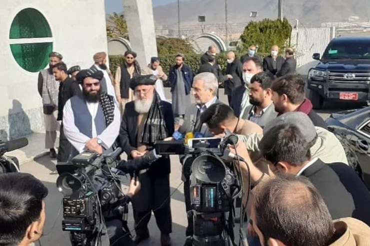 نماینده ایران در بدو ورود به کابل: دولت افغانستان باید مقتدر و مورد تایید و خواسته همه مردم باشد
