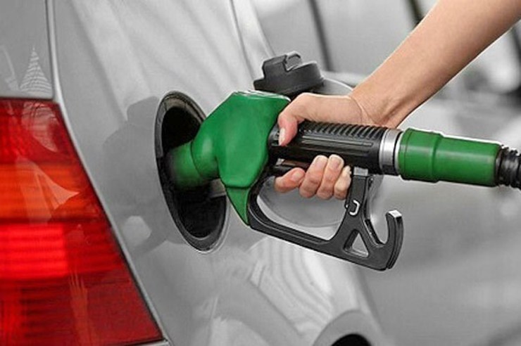 اختلال و قطعی پمپ بنزین ها تا چه زمانی ادامه دارد؟